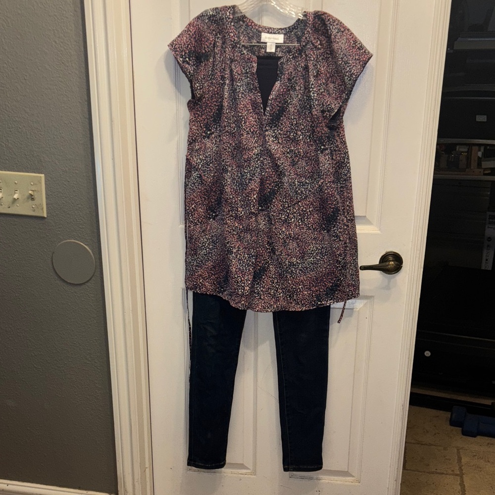 Motherhood Maternity Floral Top and Denim pants. 2 piece bundle.